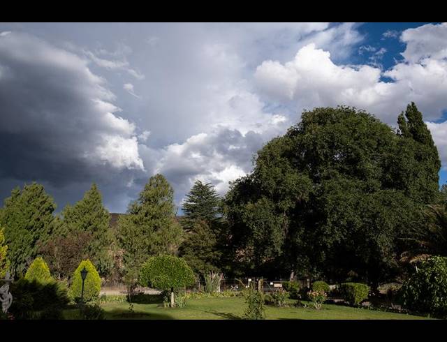 4 BEDROOM HOUSE FOR SALE IN NIEU BETHESDA